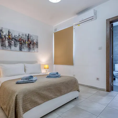 Апартаменты New 3br By Sf Homes *