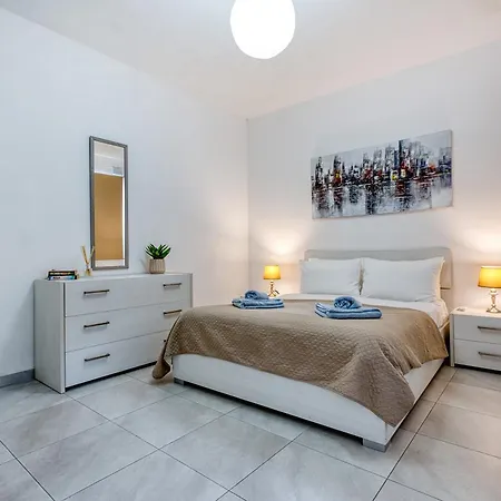New 3br By Sf Homes Gzira