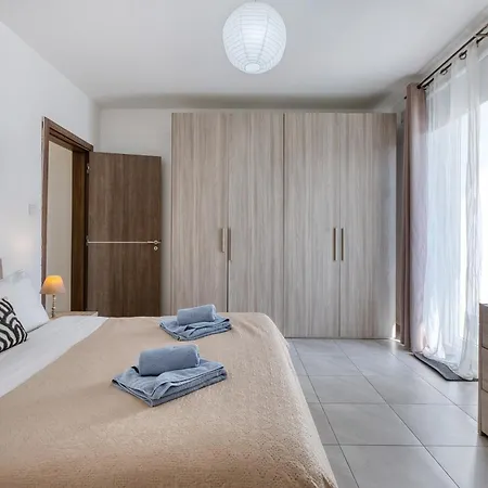 New 3br By Sf Homes