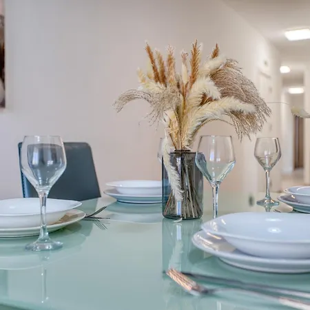 Апартаменты New 3br By Sf Homes